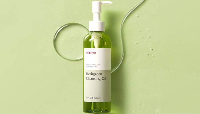 Manyo Herb Green Cleansing Oil 200ml; Interview with Manyo